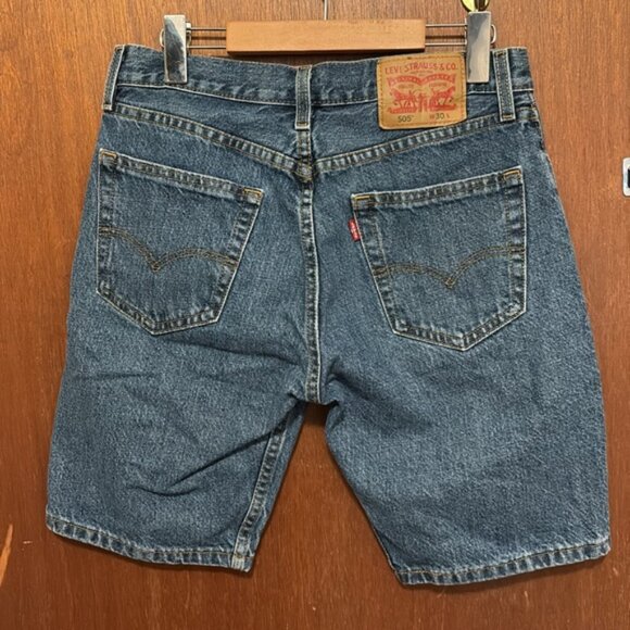 Levi’s 505 Denim Shorts - Picture 5 of 8